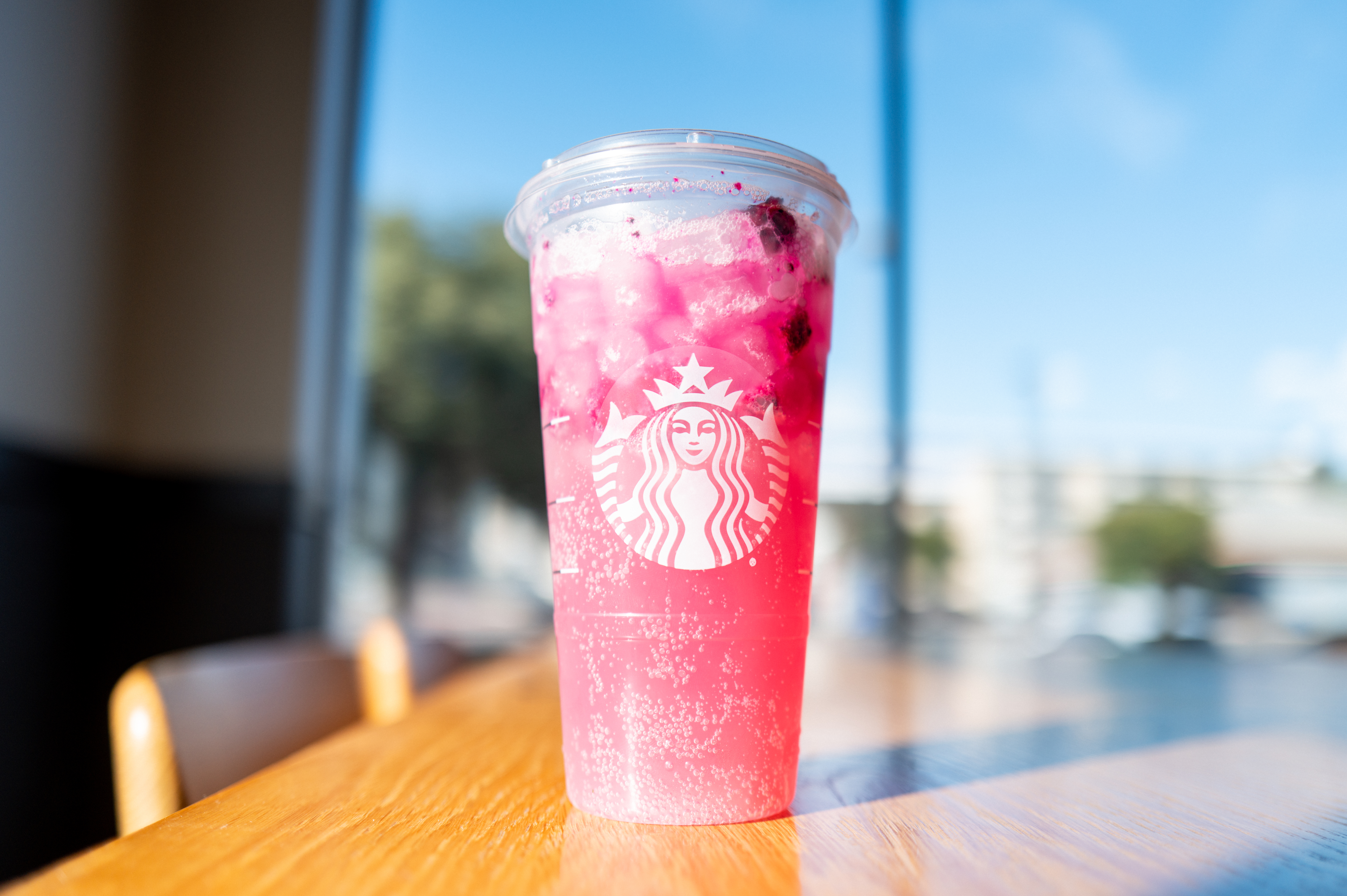 A Starbucks refresher drink